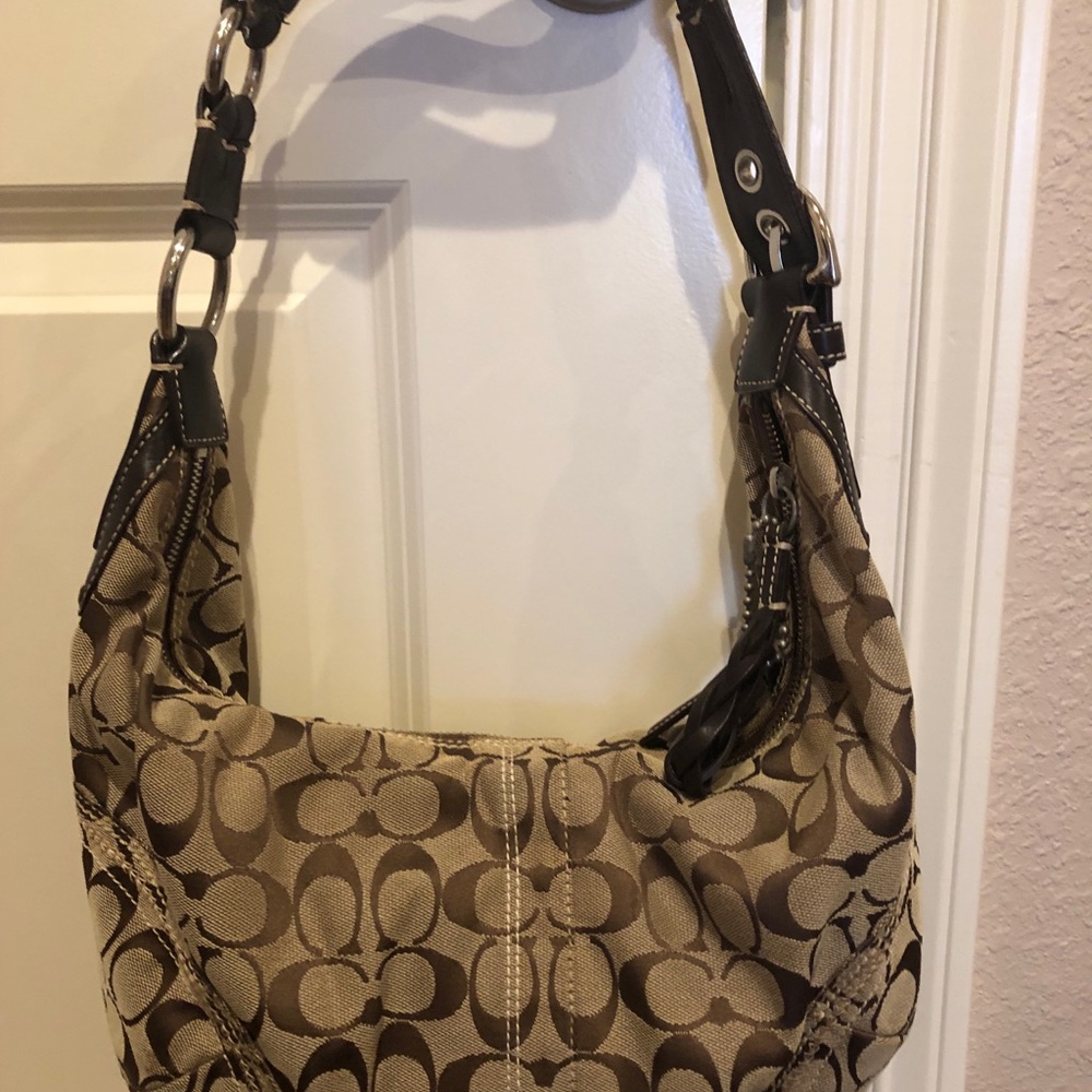 Coach purse - Picture 2 of 4